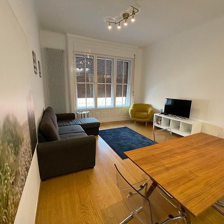 City Center 1, Cozy 2Br In The City Center! Budapest Bagian luar foto