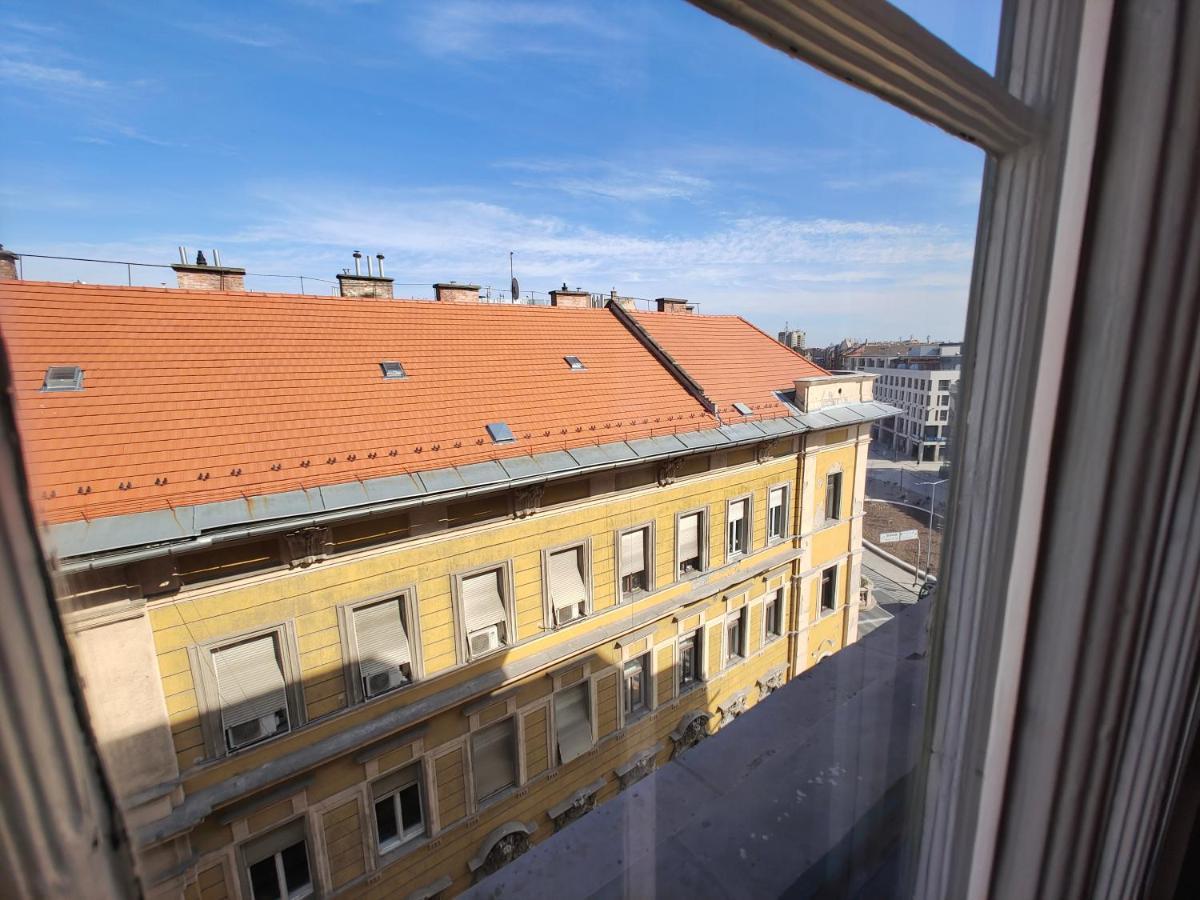 City Center 1, Cozy 2Br In The City Center! Budapest Bagian luar foto