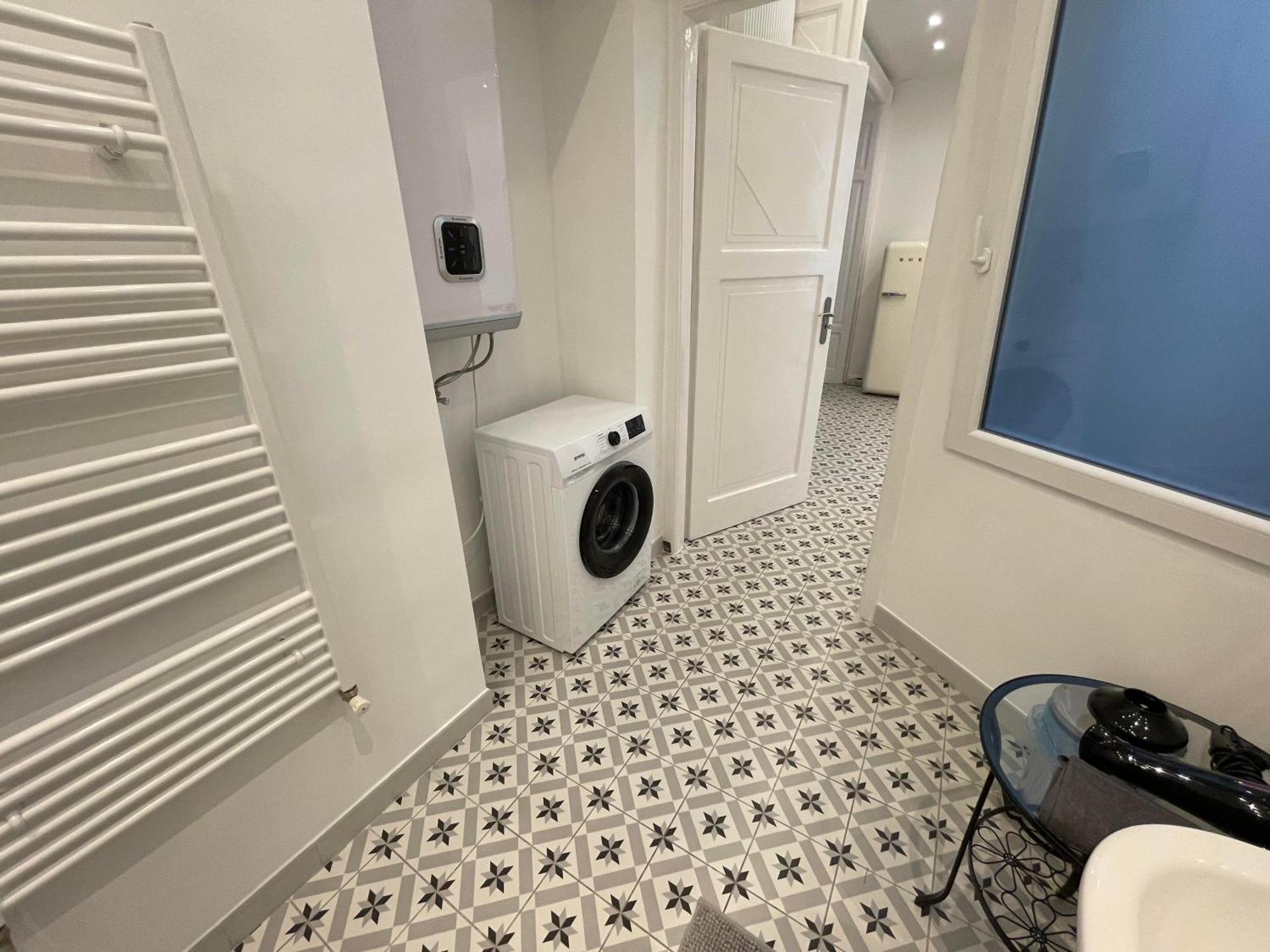 City Center 1, Cozy 2Br In The City Center! Budapest Bagian luar foto